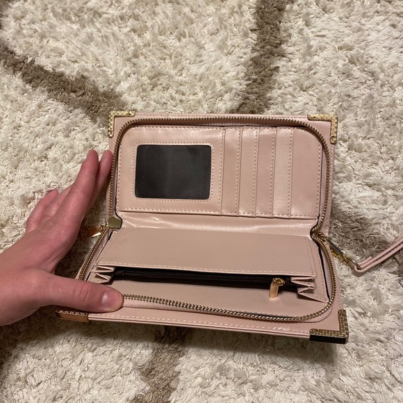 Wallet - Picture 3 of 3